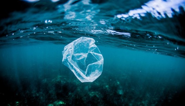 Мікропластик у морській воді