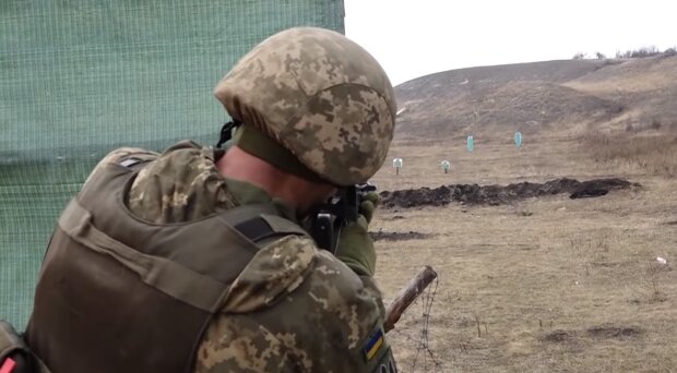 Ukrainian Soldiers and the Art of Covert Shooting!