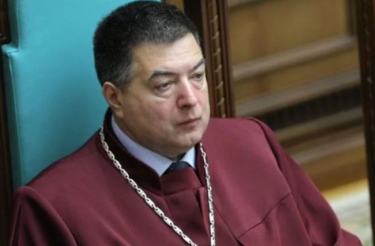 Top aide to Ukrainian president survives assassination attempt
