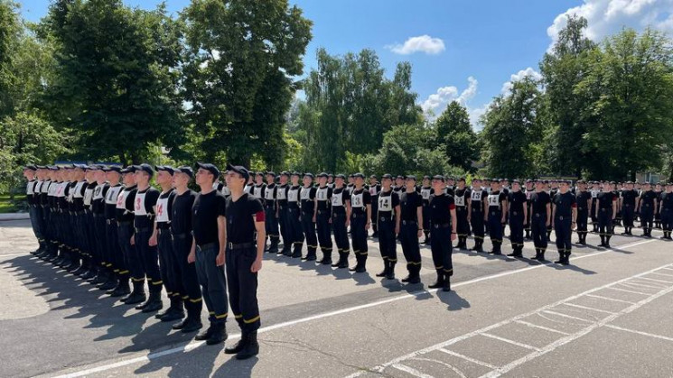 In Kharkiv, Cadets Prepare for a Military Parade in Kyiv for Six Hours a Day