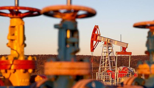 Oil is cheaper to sell for raw materials than US reserves