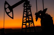 Oil rises due to low levels of reserves