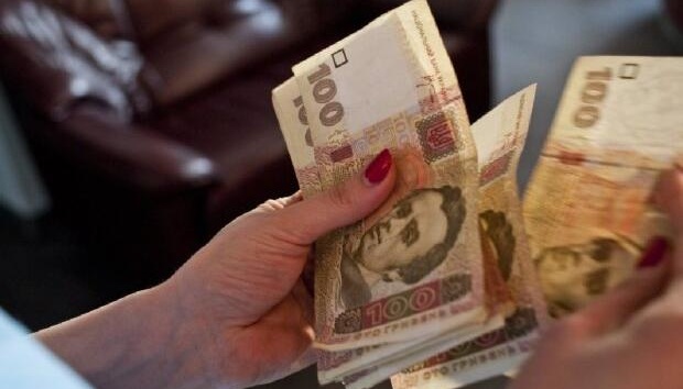 The National Bank weakens the hryvnia exchange rate