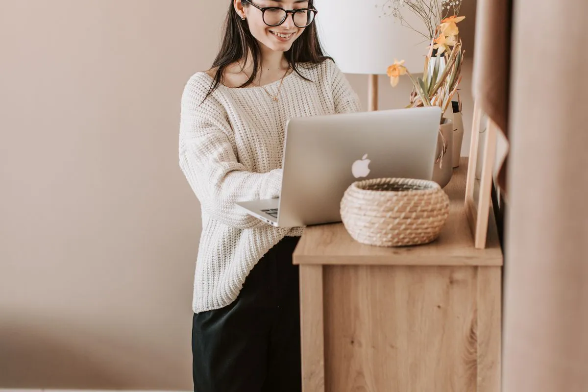 What health problems can be avoided if you work at a computer while standing