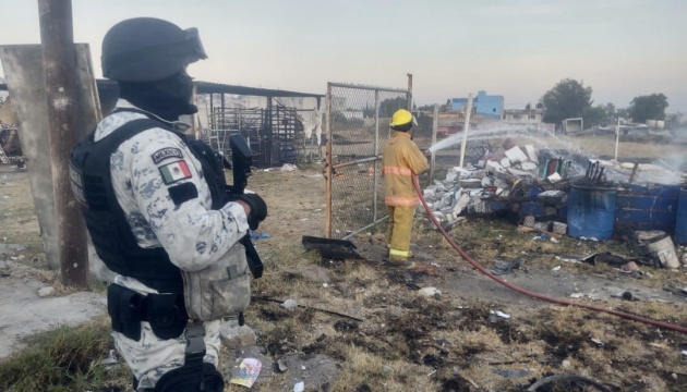 Explosion at a fireworks warehouse in Mexico