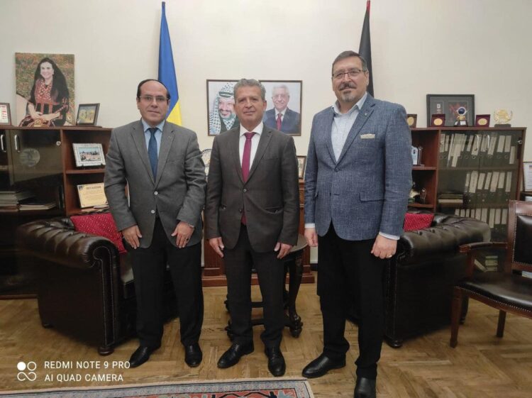 The Palestinian ambassador to Ukraine meets the President of the Ukrainian-Arab Businessmen Association