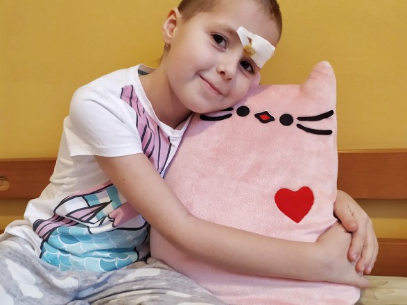 In Lviv, a nine-year-old girl had to have a brain operation due to a runny nose