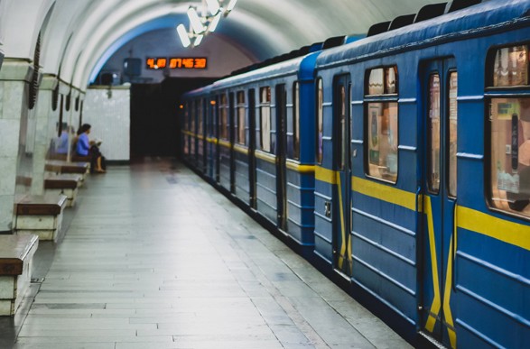 In Kyiv, all four metro stations resumed operation: no explosives were found