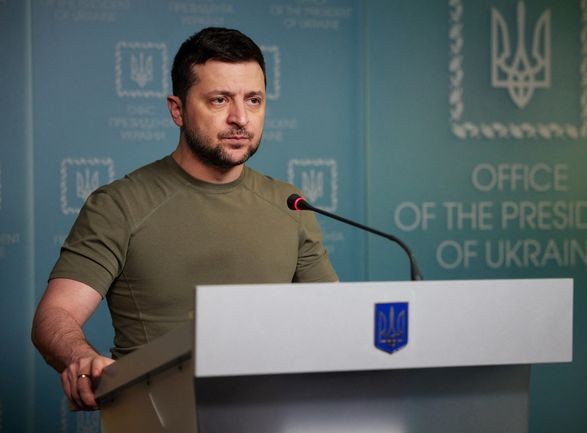 Zelensky: Putin is de-Russifying Ukraine