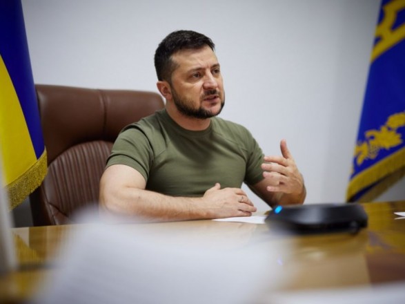 Zelensky called on community leaders in areas where there is no threat to do everything possible to get people back