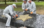 In Lutsk, the dismantling of Soviet symbols at the Eternal Glory Memorial began