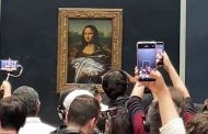 In the Louvre, an unknown person smeared a cake painting 