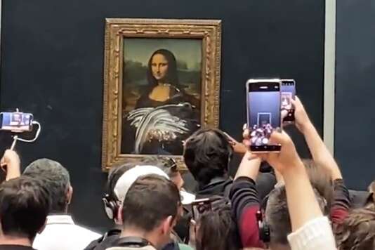 In the Louvre, an unknown person smeared a cake painting 