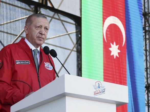 The President of Turkey has announced that he will attack northern Syria