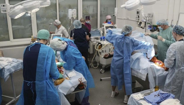 France sends medical equipment to Ukraine