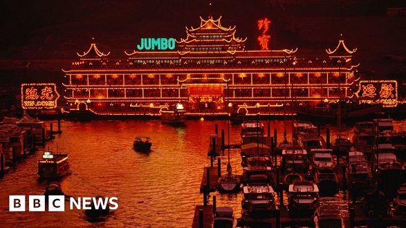 The iconic floating restaurant from the Bond movie in Hong Kong has sunk