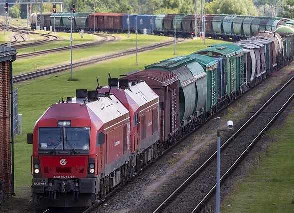 Lithuania resumed rail transit of sanctioned goods to Kaliningrad