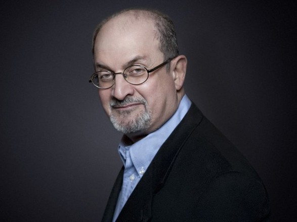 The writer Rushdie is disconnected from the ventilator and can speak