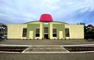 They are waiting for a special flight: the Kalush station was 