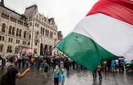 More than 80% of Hungarians do not support the closing of entry into the EU to Russians and the provision of arms to Ukraine