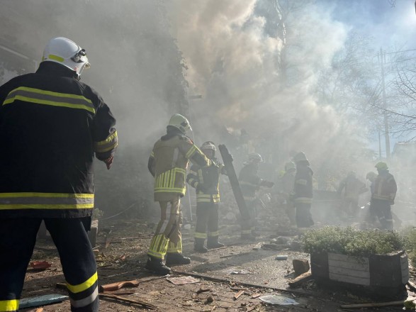 Drone attack on Kyiv: fire on critical infrastructure extinguished