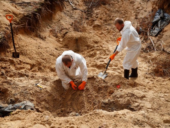 About a thousand bodies of the dead were exhumed in the de-occupied territories