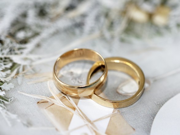 Since the beginning of the year, more than 200 thousand couples have married in Ukraine