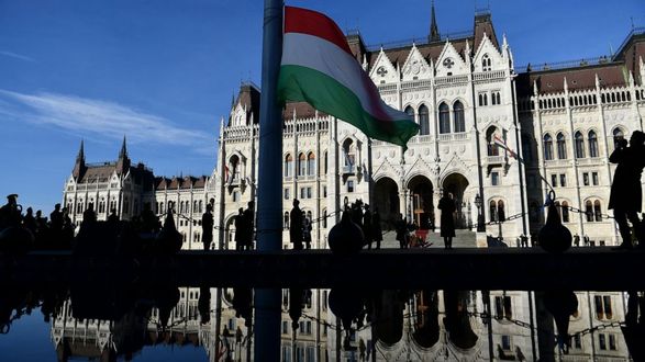 Hungary blocks EU plan for EUR 18 billion in assistance package to Ukraine - Bloomberg